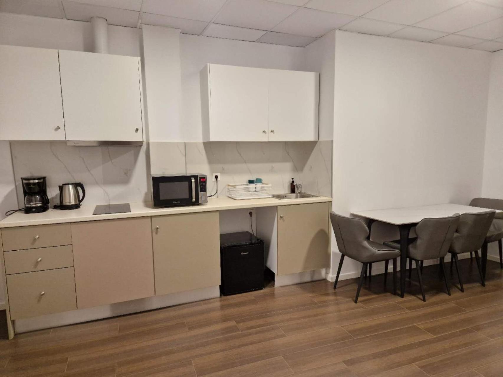 Anhome K11 Serviced Apartments Atény Exteriér fotografie